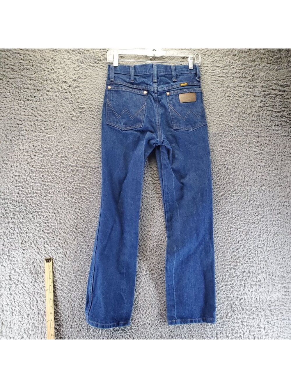 Wrangler Jeans Mens 28x30 Blue 100% Cotton Classic Denim Cowboy Bootcut *Read*